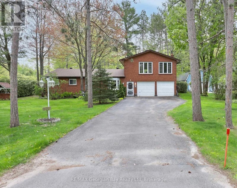 1 Lindale Avenue, Tiny, Ontario, L9M0J2, Tiny, Ontario — photo 1 of 5