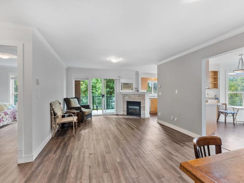 #303 20239 MICHAUD Crescent, Langley, British Columbia, V3A8L1, Langley, British Columbia — photo 1 of 5