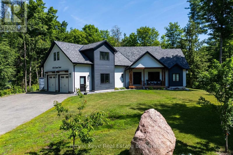 1056 Xavier Street, Gravenhurst (Morrison), Ontario, P0E1G0, Gravenhurst (Morrison), Ontario — photo 1 of 5