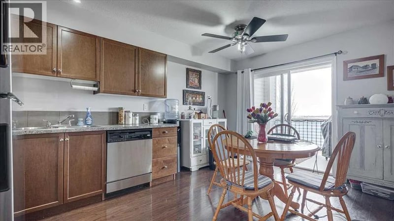 3 Broadway Rise, Sylvan Lake, Alberta, T4S0G9, Sylvan Lake, Alberta — photo 1 of 5