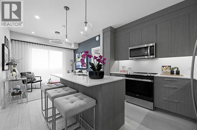 63 Corner Glen Crescent Northeast, Calgary, Alberta, T3N2R6, Calgary, Alberta — photo 1 of 5