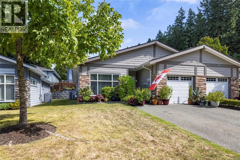 #42 2001 Blue Jay Place, Courtenay, British Columbia, V9N3Z6, Courtenay, British Columbia — photo 1 of 5
