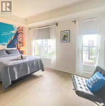127 Frederick Tisdale Drive, Toronto (Downsview-Roding-CFB), Ontario, M3K2B8, Toronto (Downsview-Roding-CFB), Ontario — photo 1 of 5