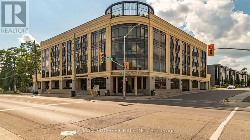 #208 205 Lakeshore Road West, Oakville (CO Central), Ontario, L6K1B3, Oakville (CO Central), Ontario — photo 1 of 5