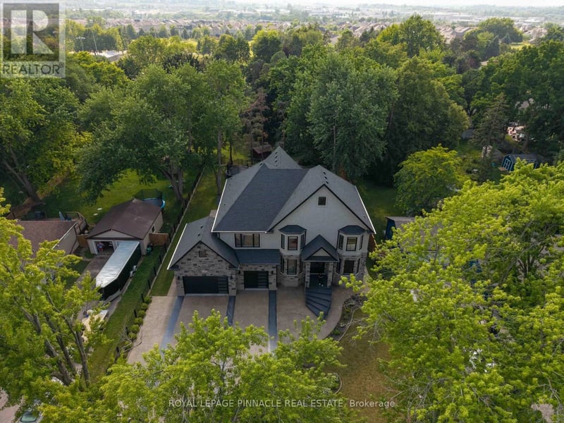 138 Woolwich Street South, Woolwich, Ontario, N0B1M0, Woolwich, Ontario — photo 1 of 5