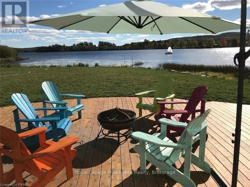 137 Lakeshore Drive, Madawaska Valley, Ontario, K0J1B0, Madawaska Valley, Ontario — photo 1 of 5