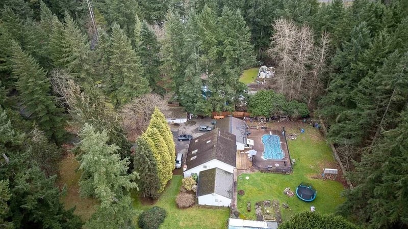 20108 32 Avenue, Langley, British Columbia, V2Z2E1, Langley, British Columbia — photo 1 of 5