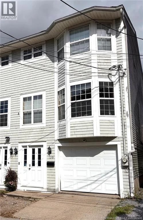 139 King Street East, Saint John, New Brunswick, E2L1G8, Saint John, New Brunswick — photo 1 of 5
