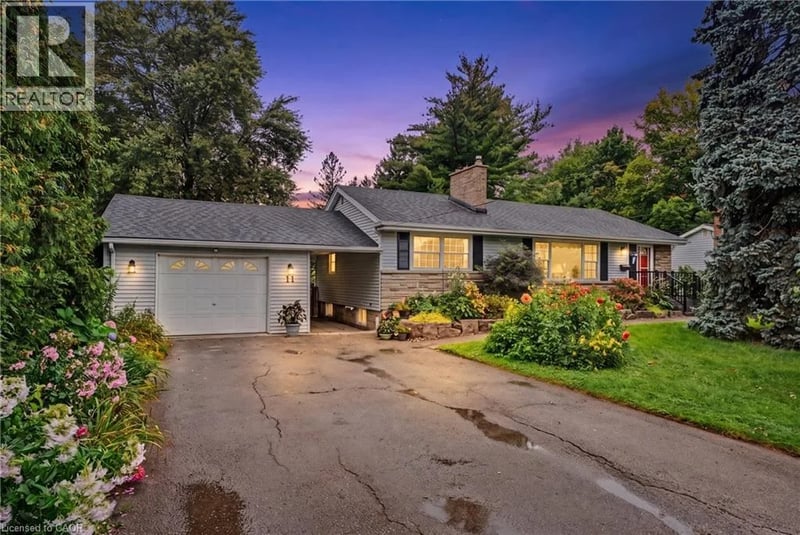 11 MILLER Drive, Ancaster, Ontario, L9G2H9, Ancaster, Ontario — photo 1 of 5