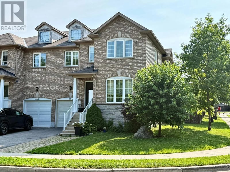 350 Gilpin Drive, Newmarket (Woodland Hill), Ontario, L3X3H2, Newmarket (Woodland Hill), Ontario — photo 1 of 5