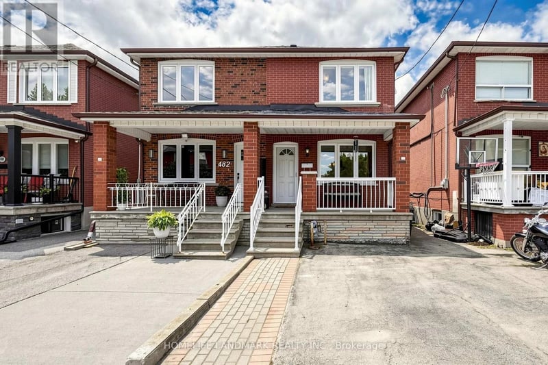484 Glenholme Avenue, Toronto (Oakwood Village), Ontario, M6E3G2, Toronto (Oakwood Village), Ontario — photo 1 of 5