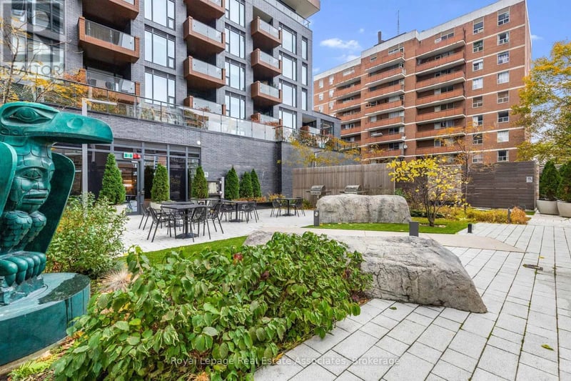 #805 21 Park Street East, Mississauga (Port Credit), Ontario, L5G0C2, Mississauga (Port Credit), Ontario — photo 1 of 5