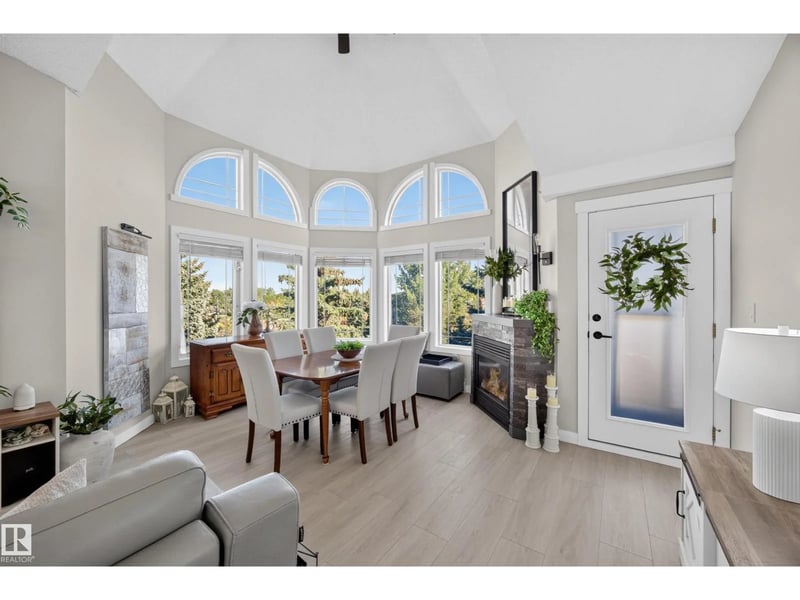 #405 5204 25 AV NW, Edmonton, Alberta, T6L6R2, Edmonton, Alberta — photo 1 of 5
