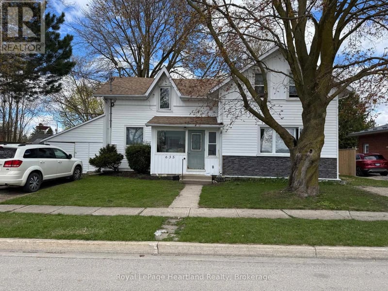 635 Yonge Street, Minto, Ontario, N0G2P0, Minto, Ontario — photo 1 of 5