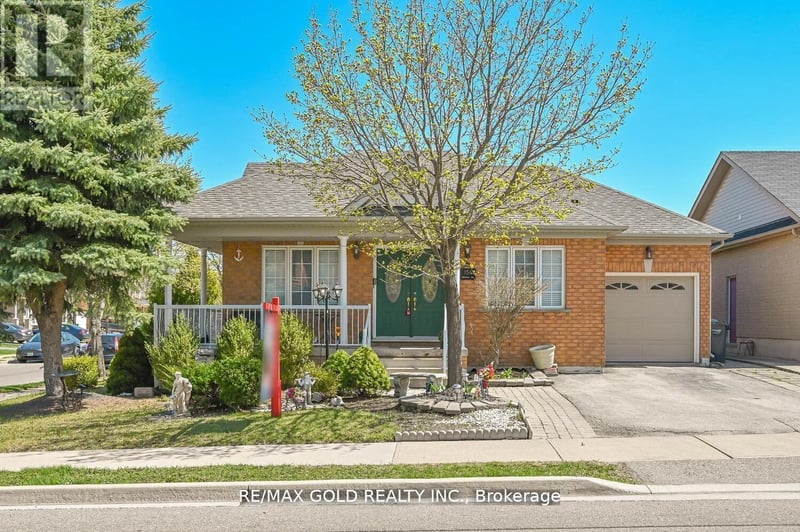 156 Barleyfield Road, Brampton (Sandringham-Wellington), Ontario, L6R2K3, Brampton (Sandringham-Wellington), Ontario — photo 1 of 5