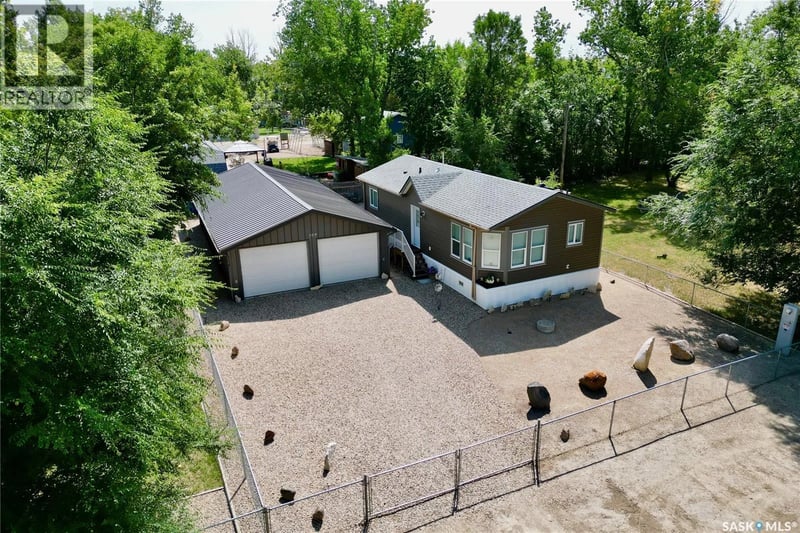 109 Lakeview DRIVE, Island View, Saskatchewan, S0G4V0, Island View, Saskatchewan — photo 1 of 5