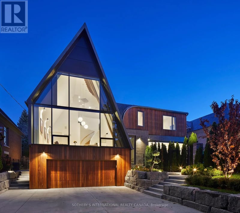 108 Stratford Crescent, Toronto (Bridle Path-Sunnybrook-York Mills), Ontario, M4N1C6, Toronto (Bridle Path-Sunnybrook-York Mills), Ontario — photo 1 of 5