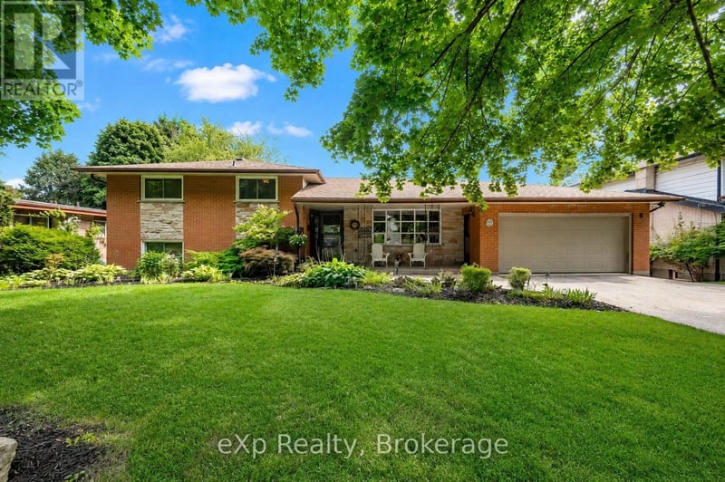8 Malvern Crescent, Guelph (Pineridge/Westminster Woods), Ontario, N1L1G8, Guelph (Pineridge/Westminster Woods), Ontario — photo 1 of 5