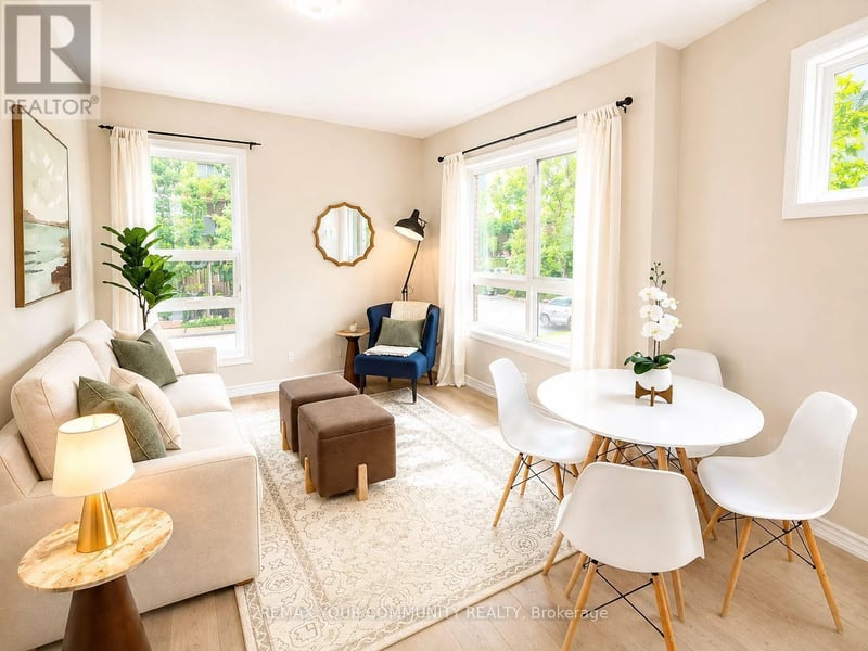 #2 90 Caledonia Park Road, Toronto (Corso Italia-Davenport), Ontario, M6H0B1, Toronto (Corso Italia-Davenport), Ontario — photo 1 of 5