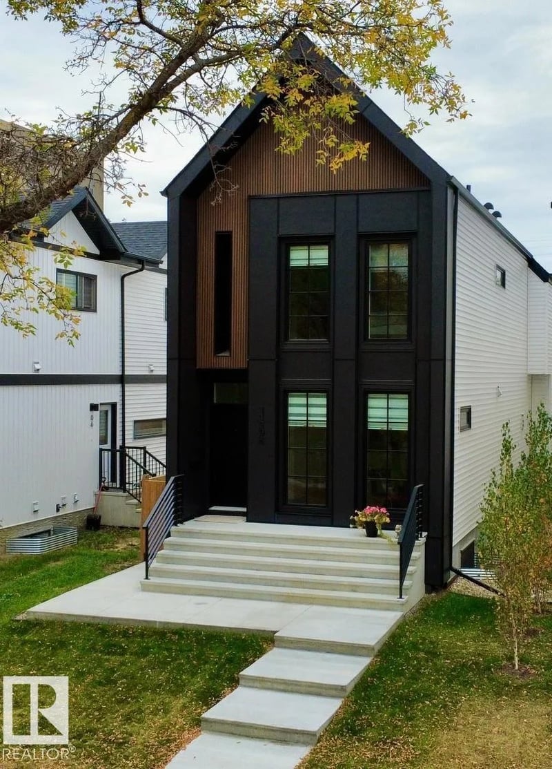 11308 128 ST NW, Edmonton, Alberta, T5M0W9, Edmonton, Alberta — photo 1 of 5