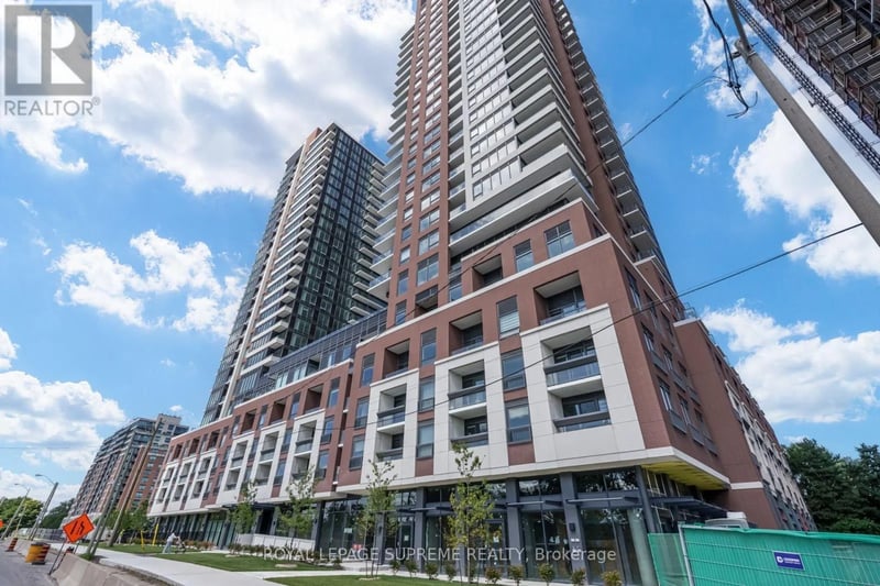 #1622 4010 Eglinton Avenue West, Toronto (Humber Heights), Ontario, M9A0G5, Toronto (Humber Heights), Ontario — photo 1 of 5