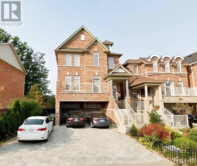 160 Bob Yuill Drive, Toronto (Humberlea-Pelmo Park), Ontario, M9M0B1, Toronto (Humberlea-Pelmo Park), Ontario — photo 1 of 5