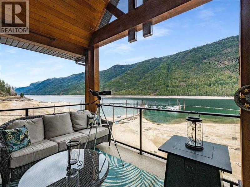 #314 5570 Broadwater Road, Castlegar, British Columbia, V1N0A1, Castlegar, British Columbia — photo 1 of 5