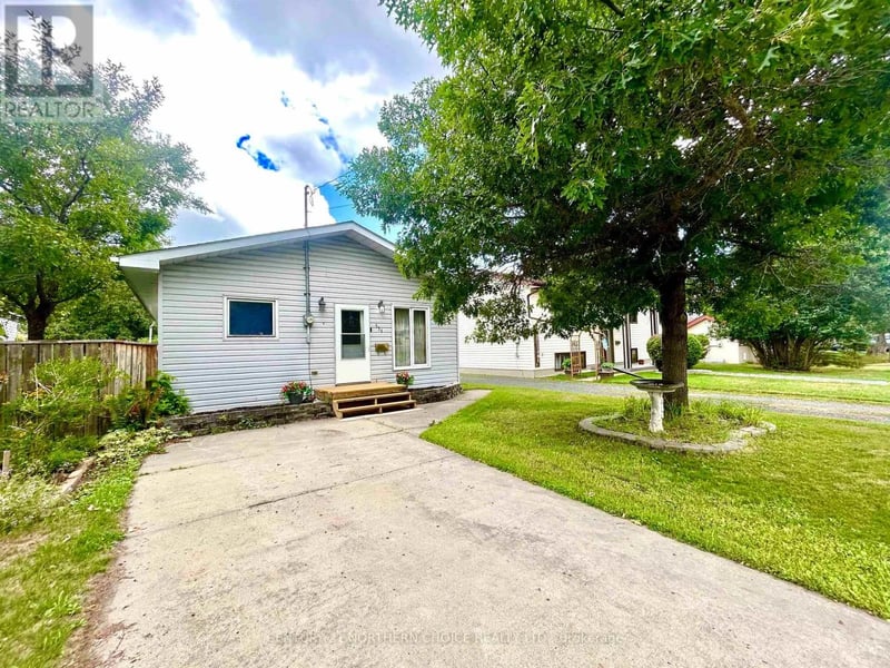 554 Elm Avenue, Fort Frances (TB-401), Ontario, P9A3J4, Fort Frances (TB-401), Ontario — photo 1 of 5