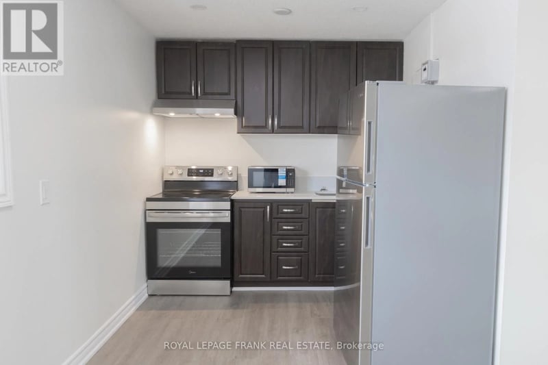 #3 88 Mary Street West, Kawartha Lakes (Lindsay), Ontario, K9V5G3, Kawartha Lakes (Lindsay), Ontario — photo 1 of 5