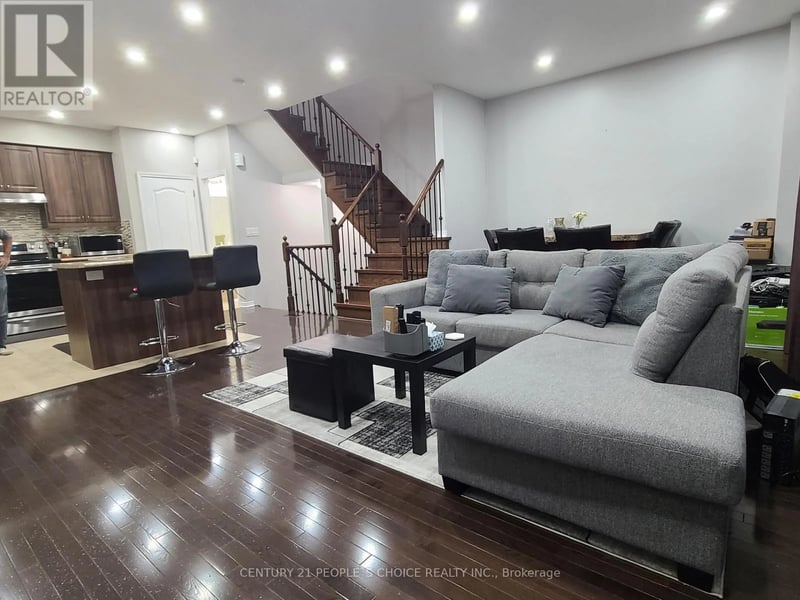 13 Birchfield Crescent, Caledon, Ontario, L7C3P6, Caledon, Ontario — photo 1 of 5