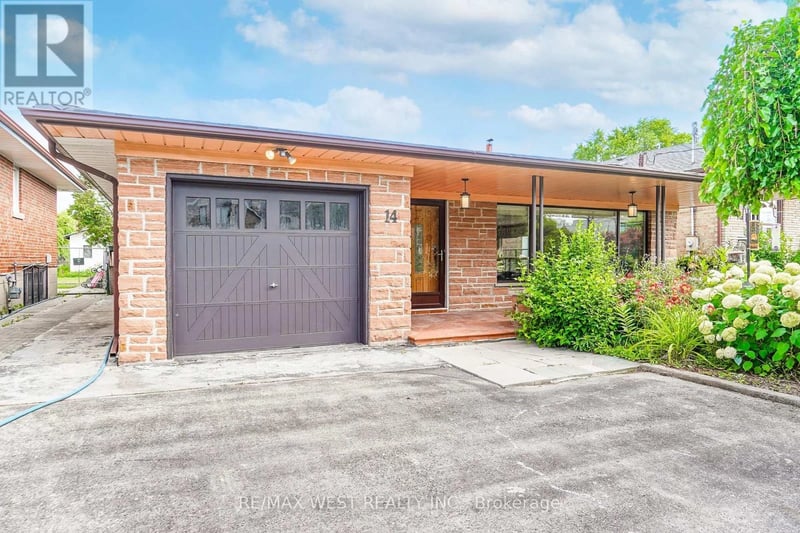 14 Model Avenue, Toronto (Clanton Park), Ontario, M3H1W1, Toronto (Clanton Park), Ontario — photo 1 of 5