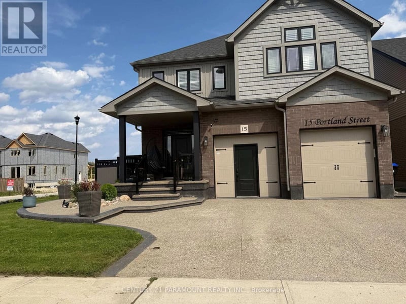 15 Portland Street, Collingwood, Ontario, L9Y2L3, Collingwood, Ontario — photo 1 of 5