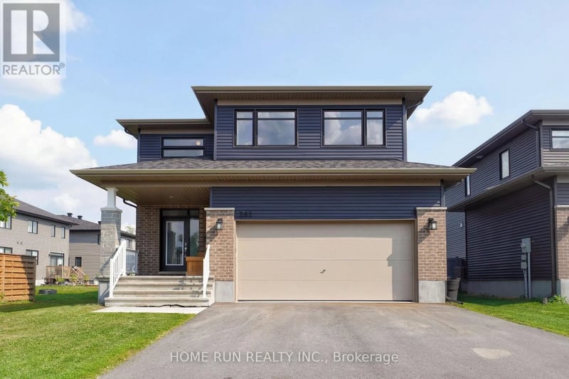 282 Nelson Street East, Carleton Place, Ontario, K7C0P8, Carleton Place, Ontario — photo 1 of 5