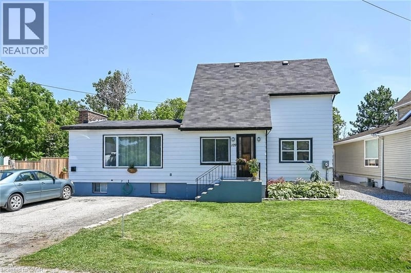 109 HODGKINS Avenue, Thorold, Ontario, L2V1M2, Thorold, Ontario — photo 1 of 5