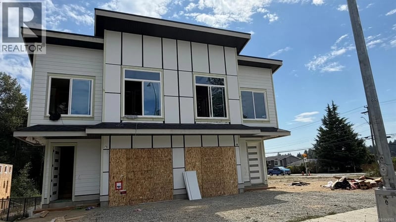 2306 Sparrow Lane, Nanaimo, British Columbia, V9T3R7, Nanaimo, British Columbia — photo 1 of 5