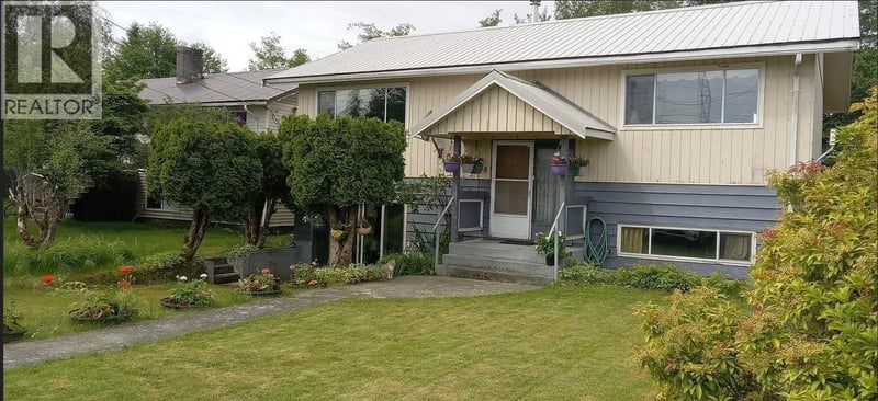 38 TINGLEY Street, Port Clements, British Columbia, V0T1R0, Port Clements, British Columbia — photo 1 of 5