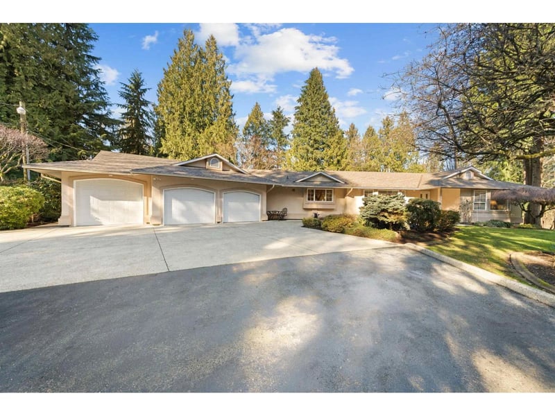 31553 BROOKSIDE Avenue, Abbotsford, British Columbia, V2T5W6, Abbotsford, British Columbia — photo 1 of 5