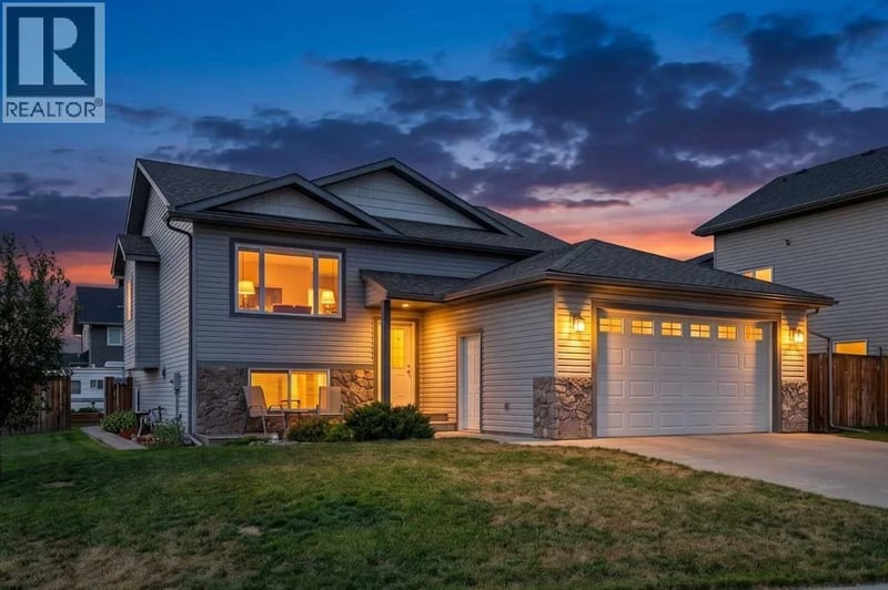 1546 Idaho Street, Carstairs, Alberta, T0M0N0, Carstairs, Alberta — photo 1 of 5