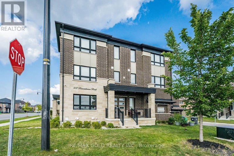 507 Remembrance Road, Brampton (Northwest Brampton), Ontario, L7A5E6, Brampton (Northwest Brampton), Ontario — photo 1 of 5
