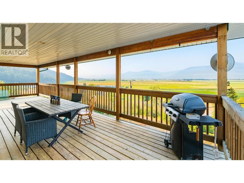 4840 Lower Wynndel Road, Wynndel, British Columbia, V0B2N1, Wynndel, British Columbia — photo 1 of 5