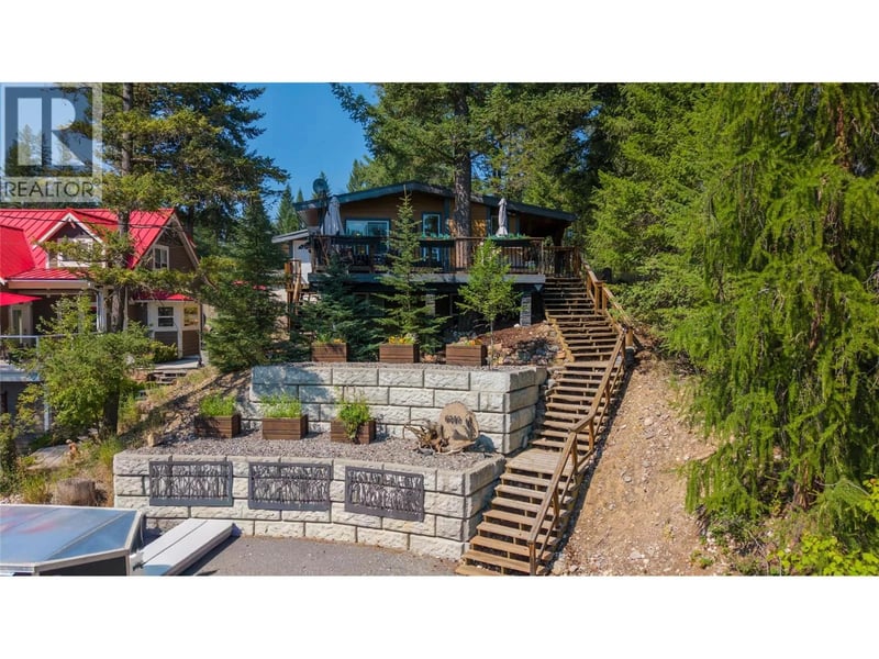 6740 Rosen Lake Road, Jaffray, British Columbia, V0B1T0, Jaffray, British Columbia — photo 1 of 5