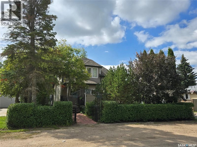 127 1st AVENUE, Osler, Saskatchewan, S0K3A0, Osler, Saskatchewan — photo 1 of 5
