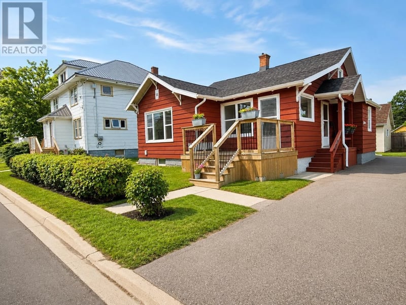 162 GRANVILLE Street, Summerside, Prince Edward Island, C1N3A4, Summerside, Prince Edward Island — photo 1 of 5