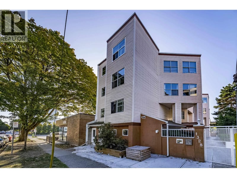 #1 1328 W 73RD Avenue, Vancouver, British Columbia, V6P3E7, Vancouver, British Columbia — photo 1 of 5