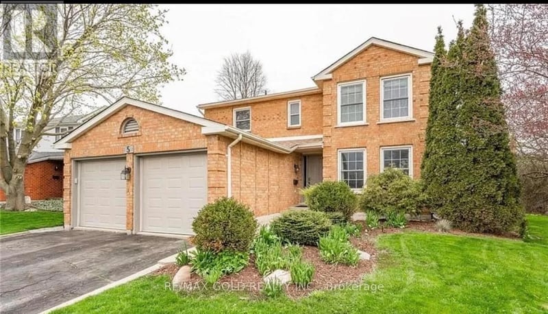 5 Havenwood Court, Kitchener, Ontario, N2N2K5, Kitchener, Ontario — photo 1 of 5