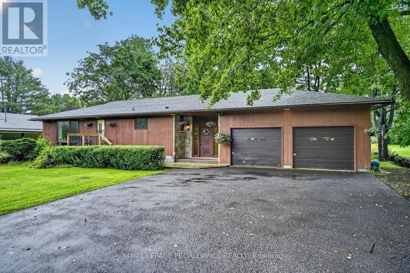 1115 Centennial Road, Brockville, Ontario, K6V5T4, Brockville, Ontario — photo 1 of 5