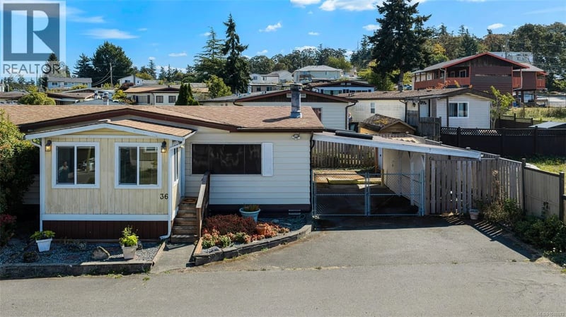 #36 1545 Middle Road, Esquimalt, British Columbia, V9A0E4, Esquimalt, British Columbia — photo 1 of 5