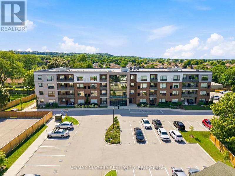 #405 3998 Victoria Avenue, Lincoln (Lincoln-Jordan/Vineland), Ontario, L0R2C0, Lincoln (Lincoln-Jordan/Vineland), Ontario — photo 1 of 5