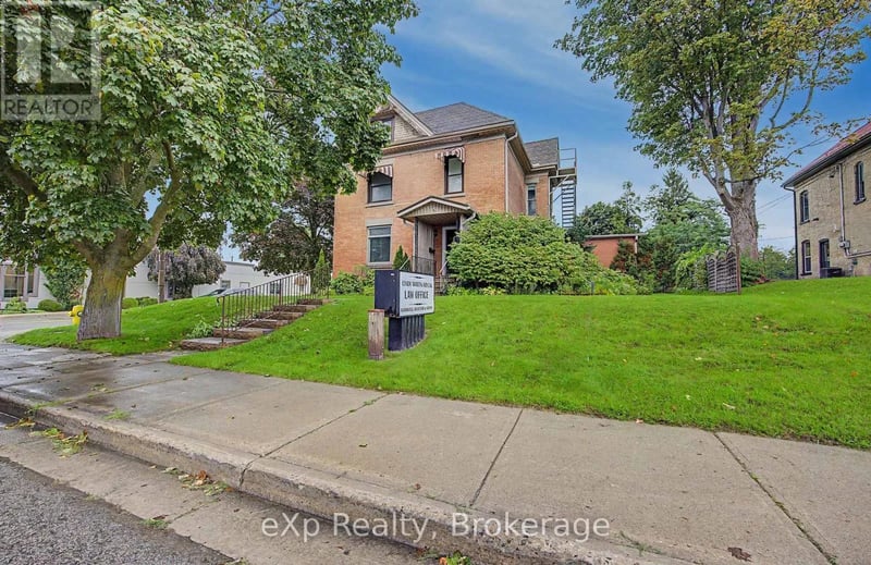 22 Harvey Street, Tillsonburg, Ontario, N4G3J6, Tillsonburg, Ontario — photo 1 of 5
