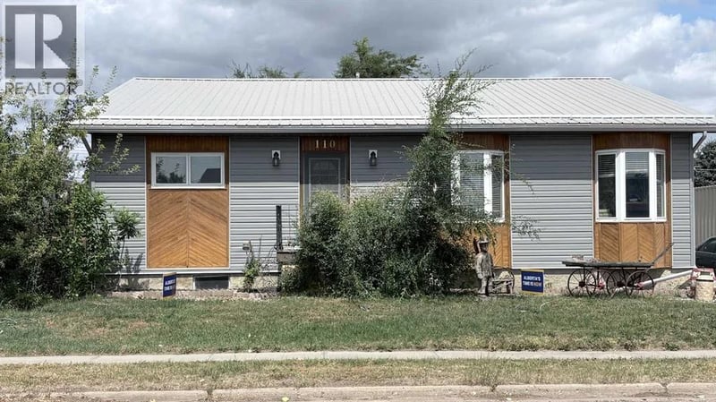 110 4 Avenue West, Bow Island, Alberta, T0K0G0, Bow Island, Alberta